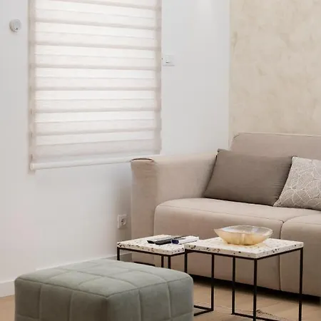 Lalu Apartment *