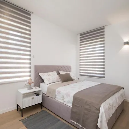 Apartment Lalu *