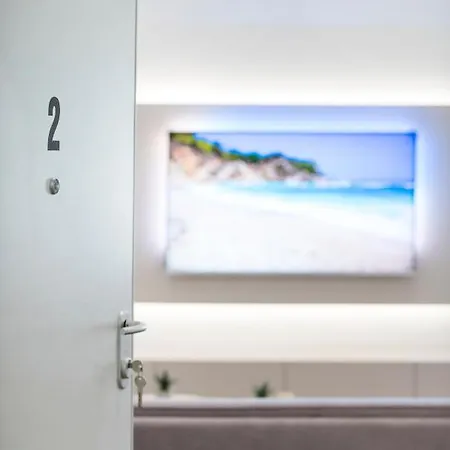 Lalu Apartment *